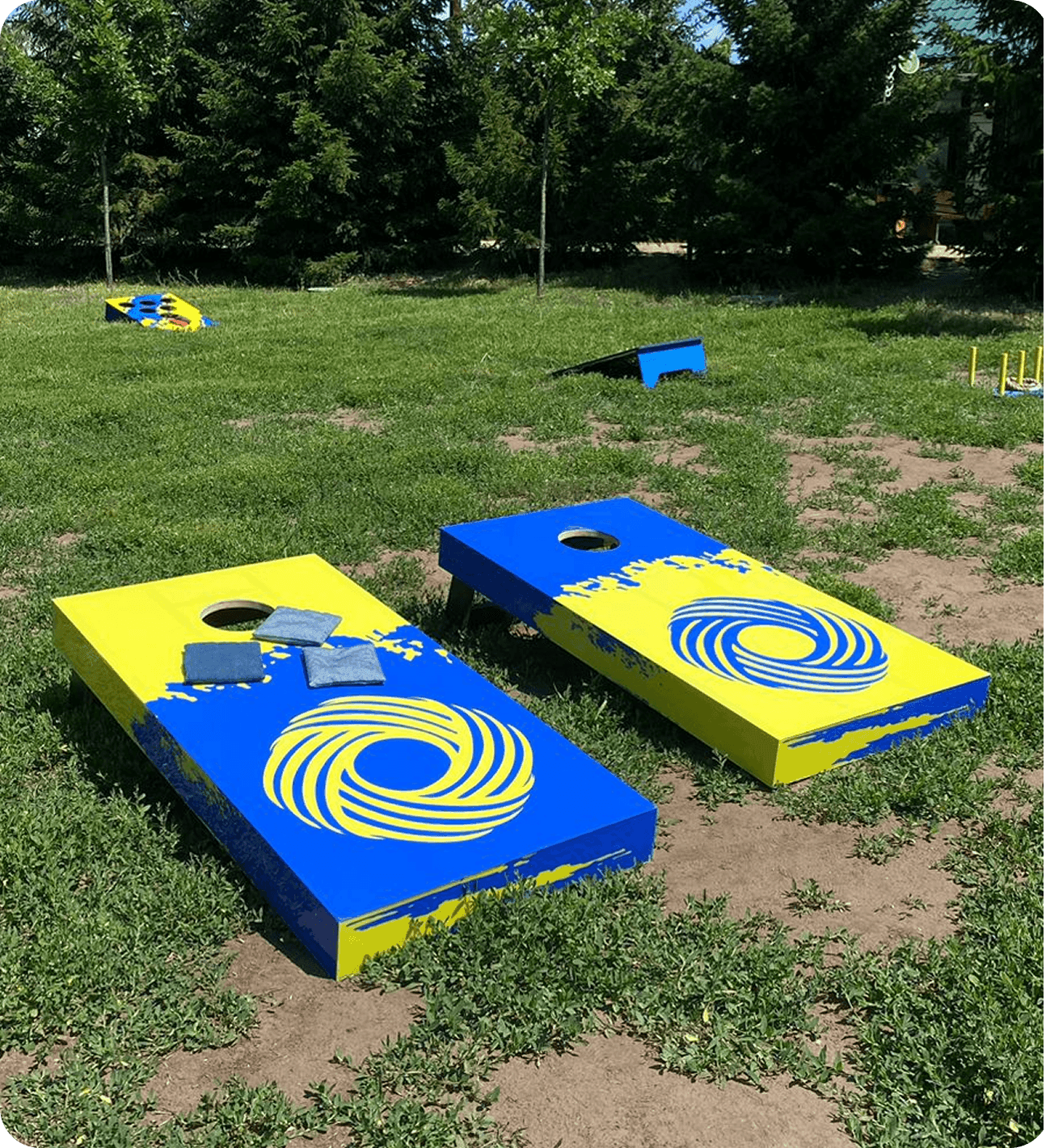 Корнало (Cornhole).png